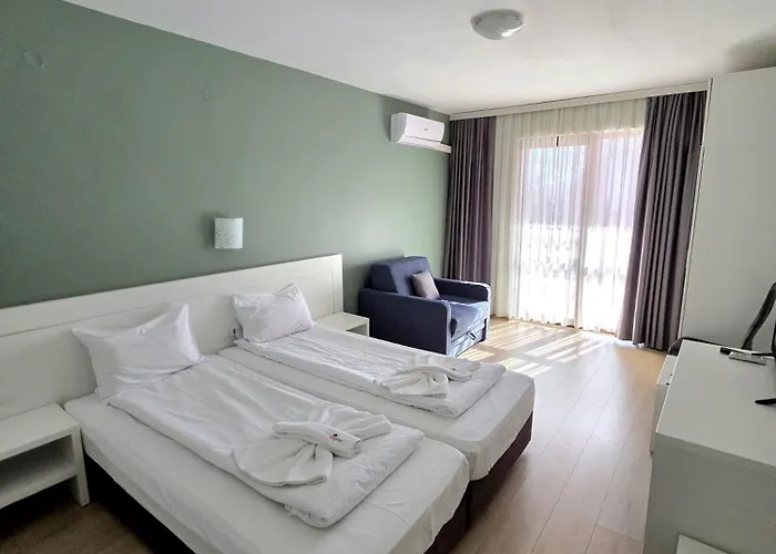 典雅温泉酒店 3* 奥格尼亚诺沃