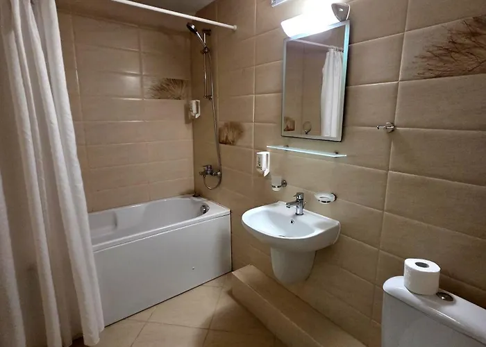 典雅温泉酒店 酒店 奥格尼亚诺沃